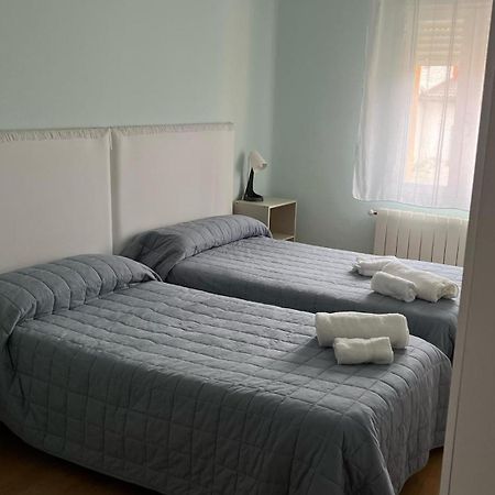 Vivienda Al Pie Del Castillo Burgo Екстериор снимка