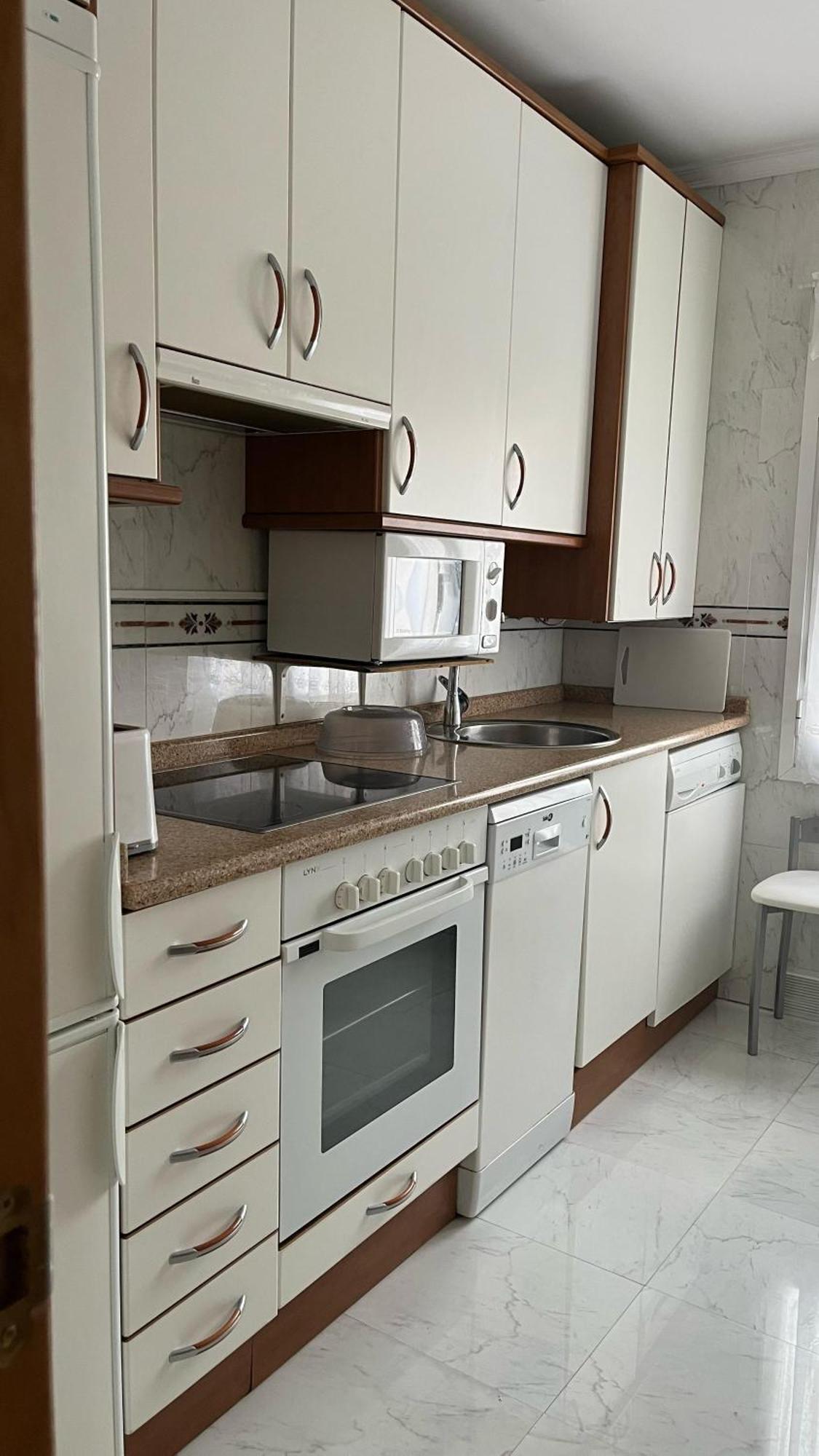 Vivienda Al Pie Del Castillo Burgo Екстериор снимка