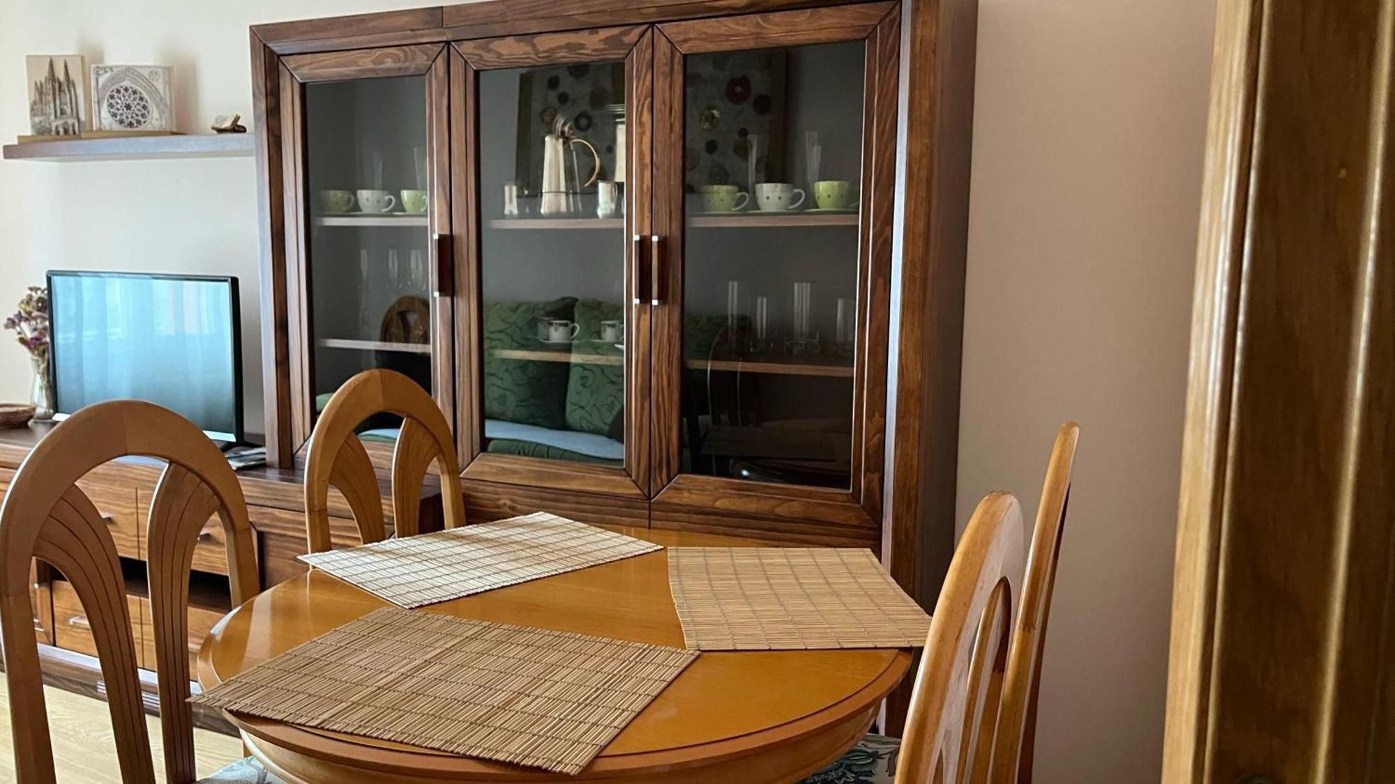 Vivienda Al Pie Del Castillo Burgo Екстериор снимка